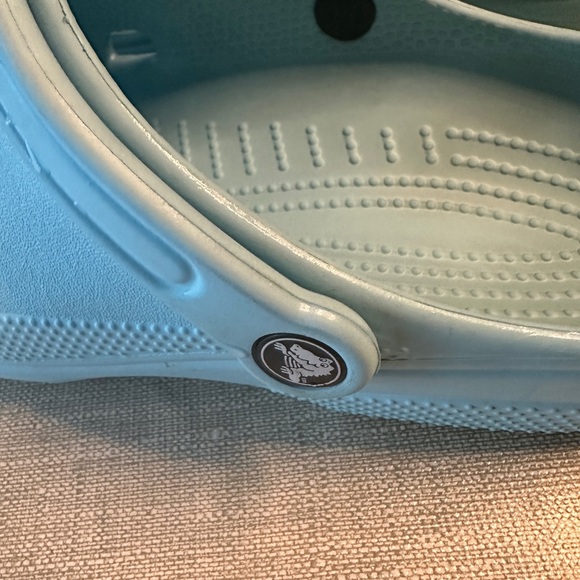 Crocs Classic Clog Light Blue – W11/M9 - Picture 8 of 11